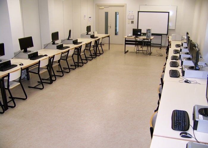 Sala de aula de computador
