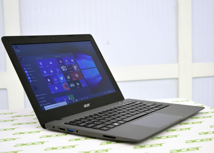um-cloudbook-de-acer-com-windows-10