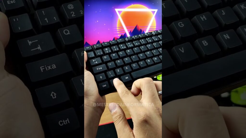 Como ativar ou desativar icones no seu desktop com atalho de teclado 1