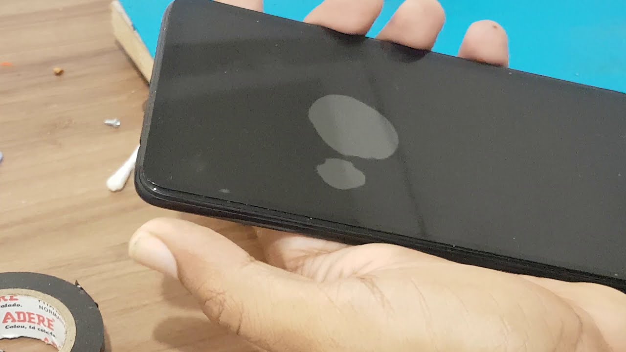 Como aplicar pelicula de protecao na tela do seu celular e evitar bolhas de ar 1